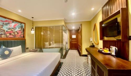 Deluxe Double Room with Balcony