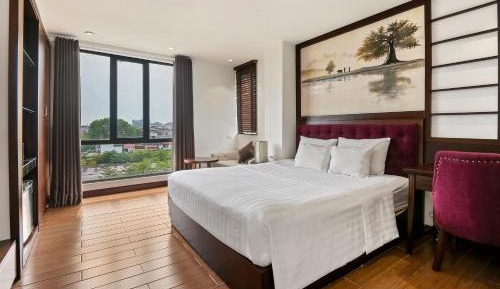 Suite with City View