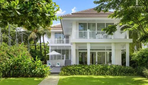 Villa - Beach Front