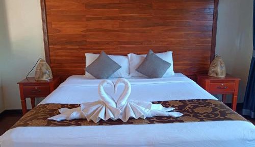 Deluxe River view | Double bed