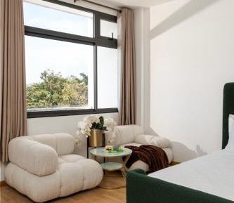 Studio with Balcony