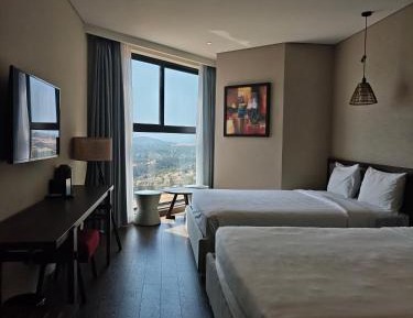 Standard Twin Room with Garden View