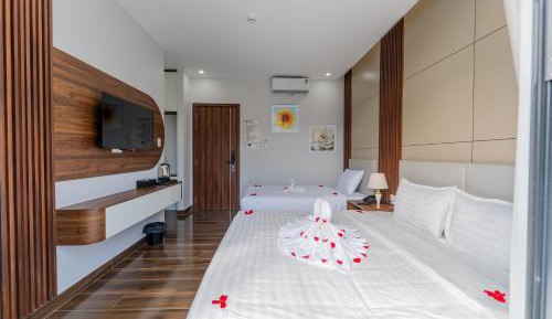 Deluxe Family Room