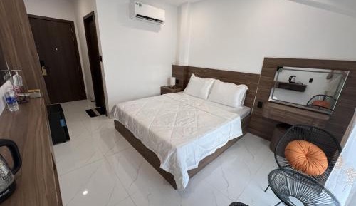 Queen Room