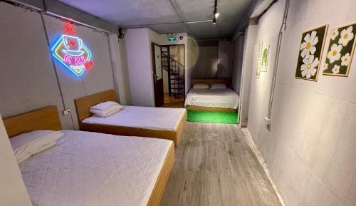 Quadruple Room with Private Bathroom