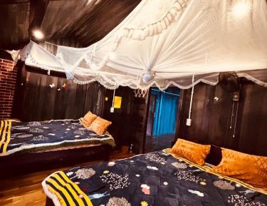 Quadruple Room with Mountain View