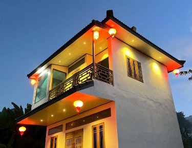 Deluxe Double or Twin Room with Lake View