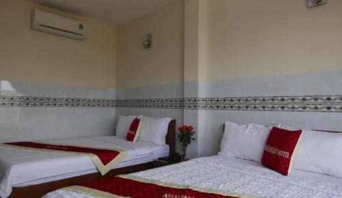 Queen Room with Two Queen Beds