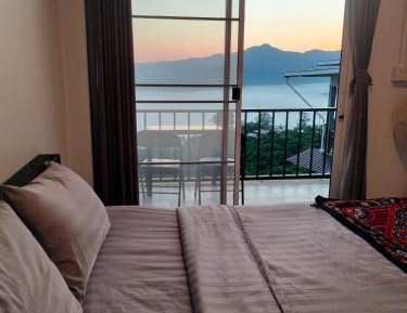 Double Room with Mountain View