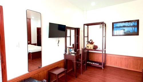 Twin Room with Private Bathroom