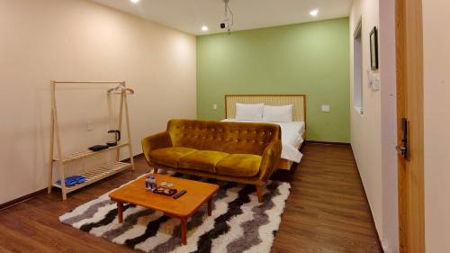Deluxe Double Room with Bath