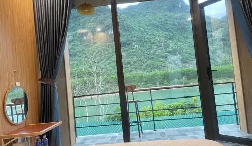 King Room with Lake View
