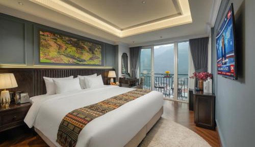 Junior Room with Mountain View