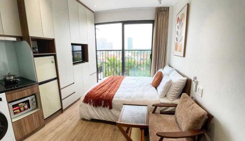 Studio with Garden View
