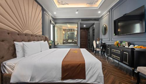 Deluxe King Room