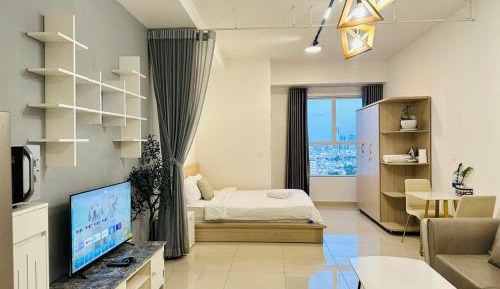Studio with Balcony