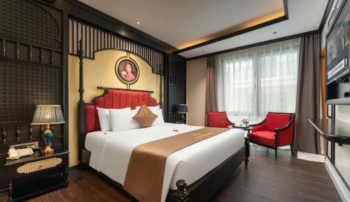 Suite with City View
