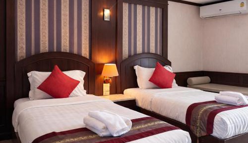 Standard Twin Room
