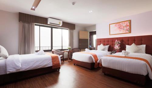 Triple Room