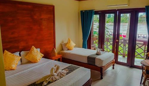 Superior Triple Room