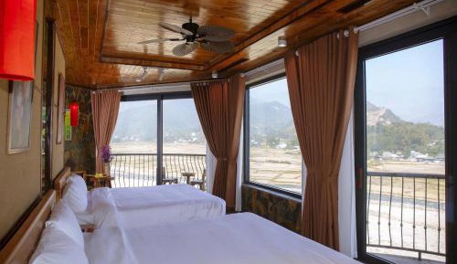 Large Double Room