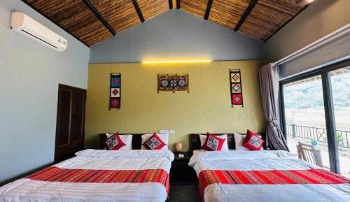 Deluxe Double or Twin Room with Balcony