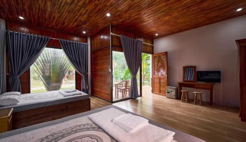 Standard Family Room