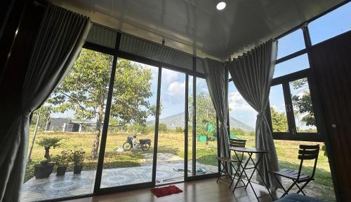 Family Room with Mountain View