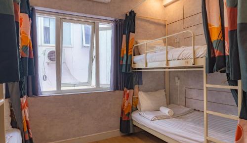 Bed in 6-Bed Mixed Dormitory Room