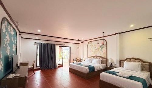 Triple Room with Pool View