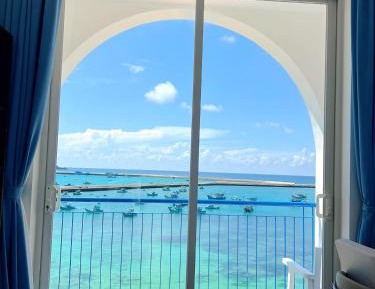 Double Room with Balcony and Sea View
