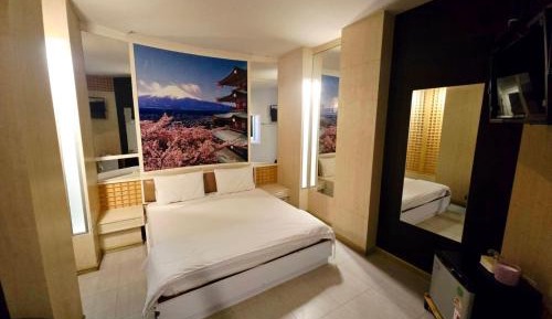 Double Room with Private Parking