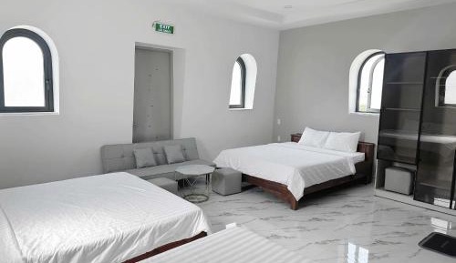 Standard Family Room