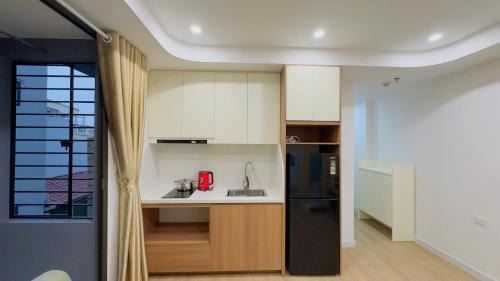 One-Bedroom Apartment with Balcony