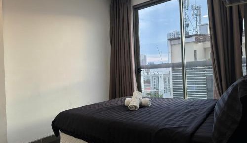 Two-Bedroom Apartment with City View