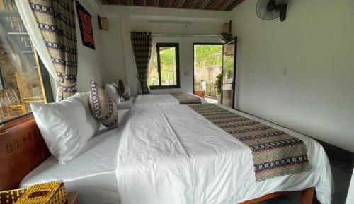 Triple Room with Mountain View