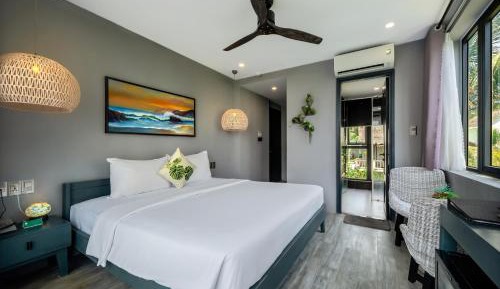 Deluxe Double Room with Sea View