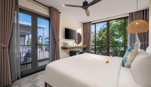 Superior Double Room with Window