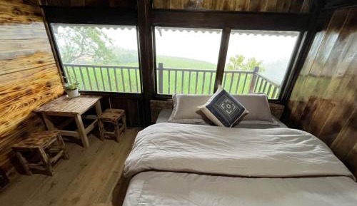 Double Room with Mountain View