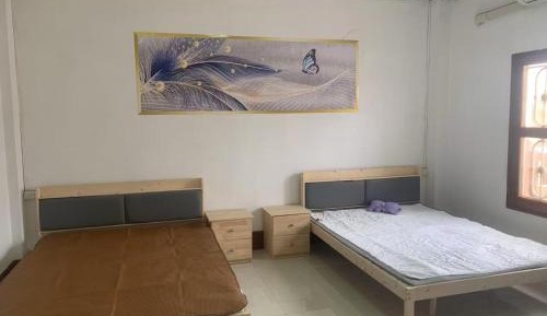 Quadruple Room with Private Bathroom