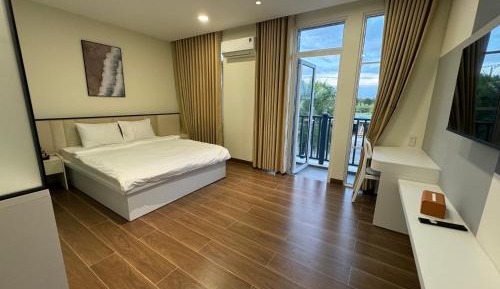 Deluxe Double Room with Balcony