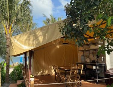 Deluxe Safari Tent