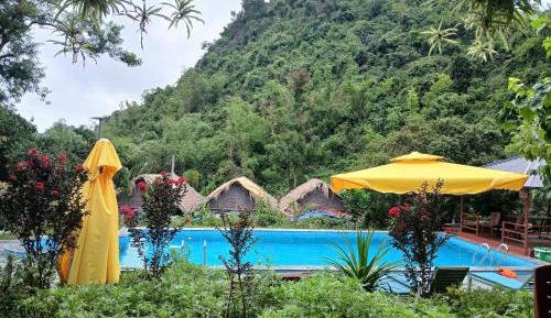Bungalow Double or Twin with Mountain & Garden View