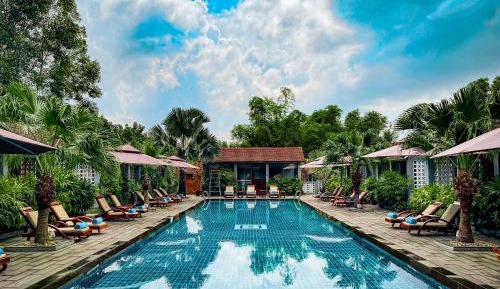 Tropical Villa - Wellness Retreat