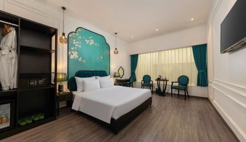 Deluxe Double or Twin Room