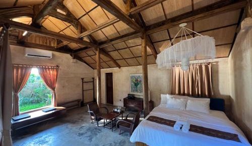 One-Bedroom Bungalow
