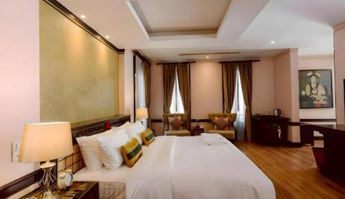 Superior King Room