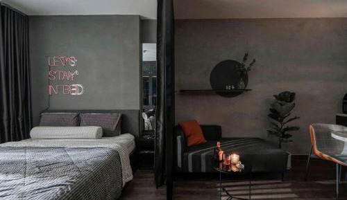 Apartment with Balcony