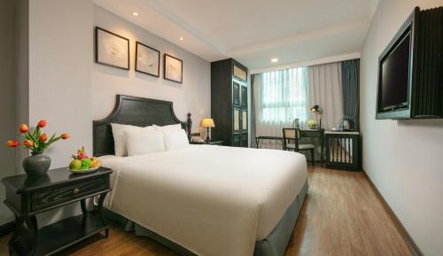 Deluxe Double or Twin Room with City View
