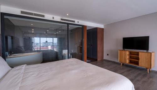 One-Bedroom Apartment with Balcony and Water View